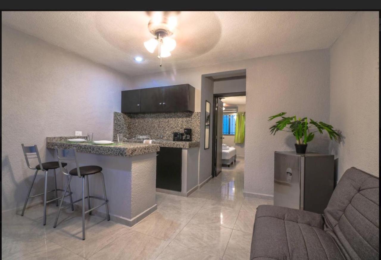Mayan Caribe Apart-Hotel プレヤデルカーメン エクステリア 写真