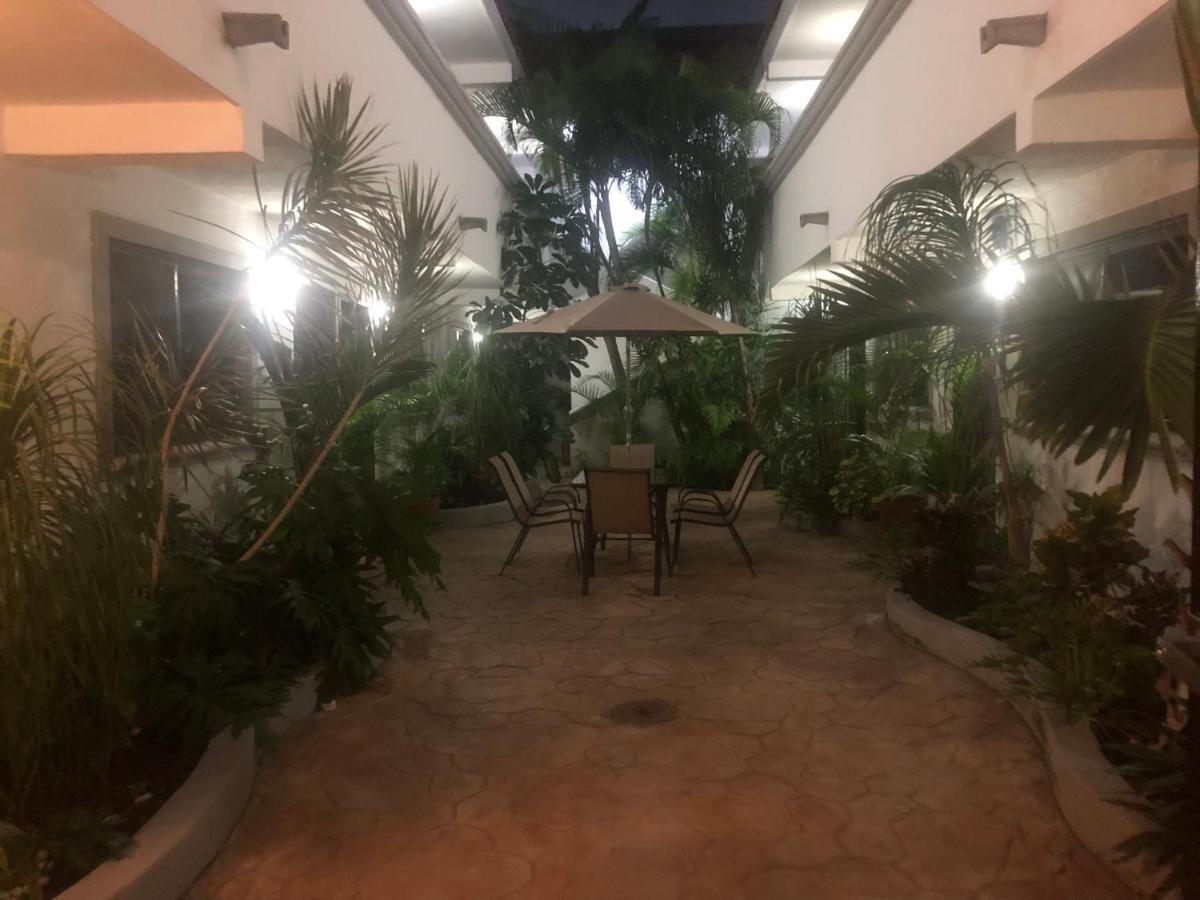 Mayan Caribe Apart-Hotel プレヤデルカーメン エクステリア 写真
